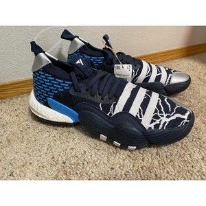 New Adidas Men’s 9.5 Trae Young 2 Basketball Shoes